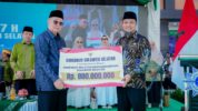 Gubernur Sulsel Serahkan Bantuan Hibah Senilai Rp800 Juta Kepada PW Muhammadiyah Sulsel