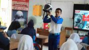 Edukasi Safety Riding di SMAN 8 Gowa, Asmo Sulsel Ajak Siswa Disiplin Berkendara